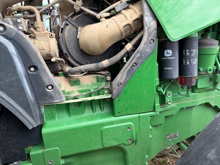 #38653-•-2017-john-deere-8270r-mfwd-tractor-image-53