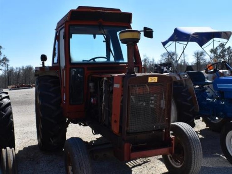 hesston-680-tractor-(serial-#-825115)-(showing-appx-1,374-hours,-up-to-the-image-2