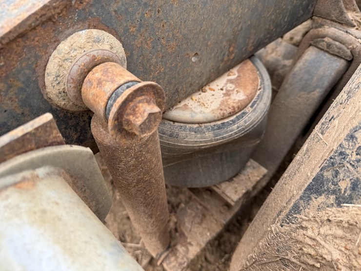 1990-international-9400-image-12