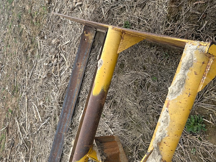 #38728-•-8'-levee-smother-image-9