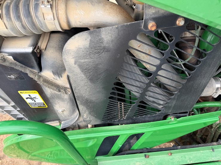 2015-john-deere-r4030-image-69