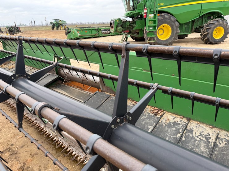 2004-john-deere-925d-image-29