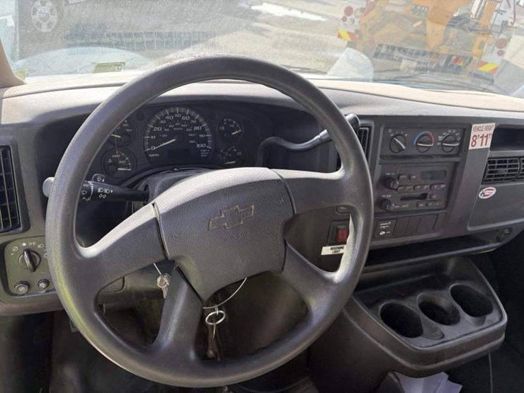 2007-chevrolet-2500-image-13