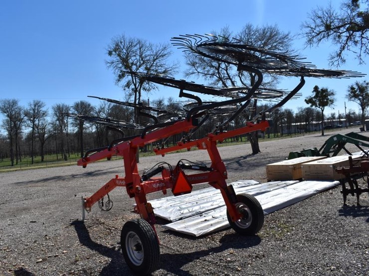 kubota-ra108cr-image-3