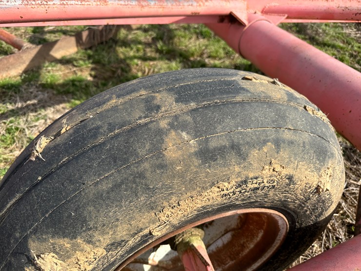 #38703-•-16'x50'-float-image-11