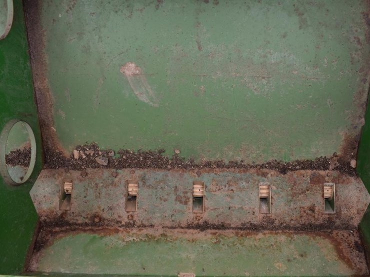 10'-great-plains-no-till-drill-image-9