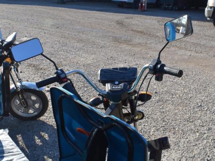 iret13-3-wheel-electric-cart-(serial-#-lg2025101922)-image-6