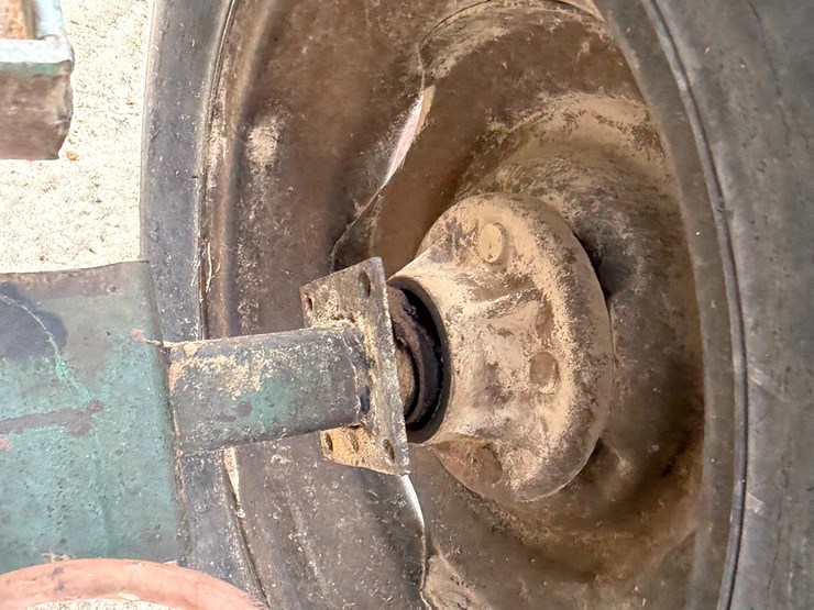 john-deere-4045t-image-9