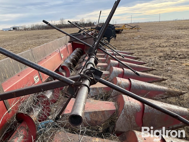 1990-case-ih-1083-image-19