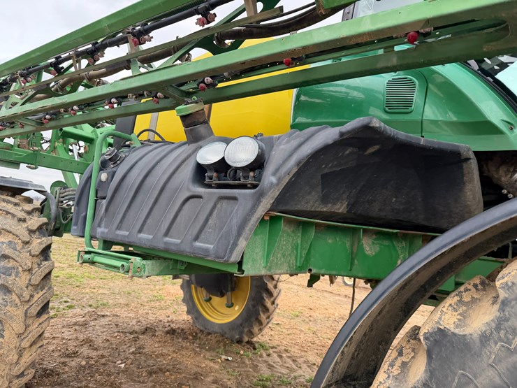 2015-john-deere-r4030-image-55
