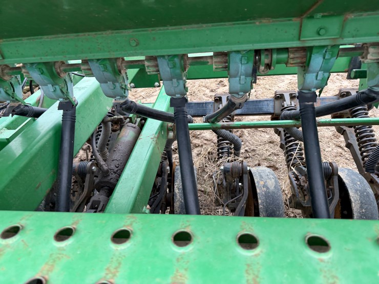 john-deere-1560-image-53