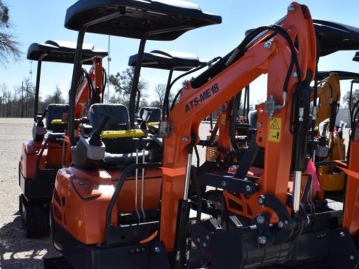 ats-me18-mini-excavator-(serial-#-2511145906xx)-image-2
