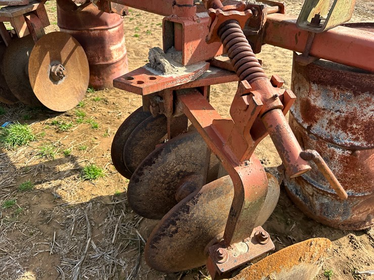 #38698-•-levee-plow-w/-seeder-image-27