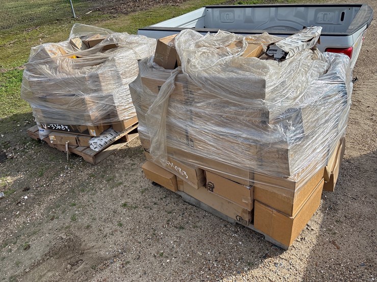 #1643-•-2-pallets-of-filters-image-1