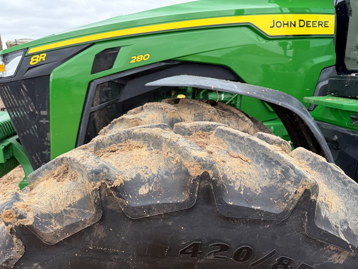 2022-john-deere-8r-280-image-8