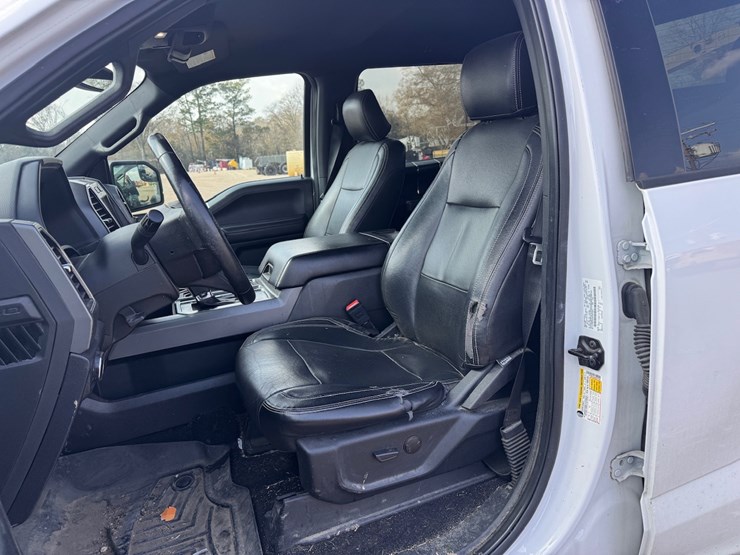 ford-f150-xlt-image-9