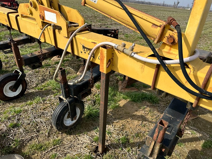 2000-landoll-2000-image-16