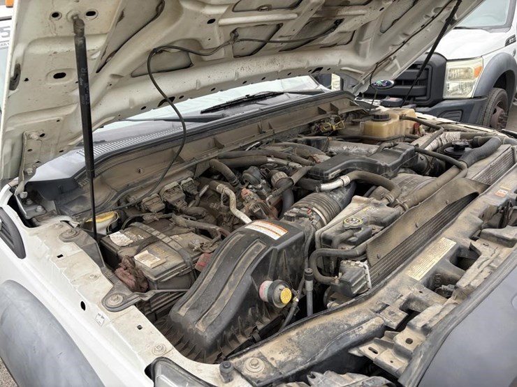 2011-ford-f450-image-8