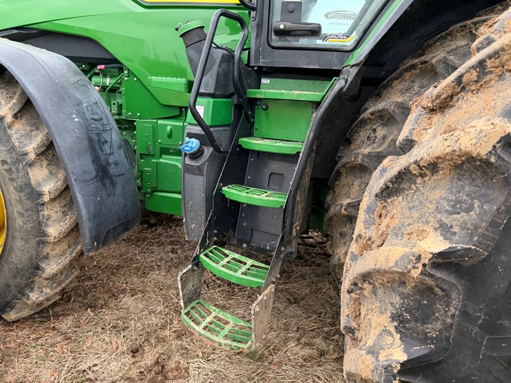 2022-john-deere-8r-280-image-36