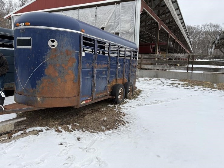 2007-chaparall-livestock-trailer---off-site-image-1