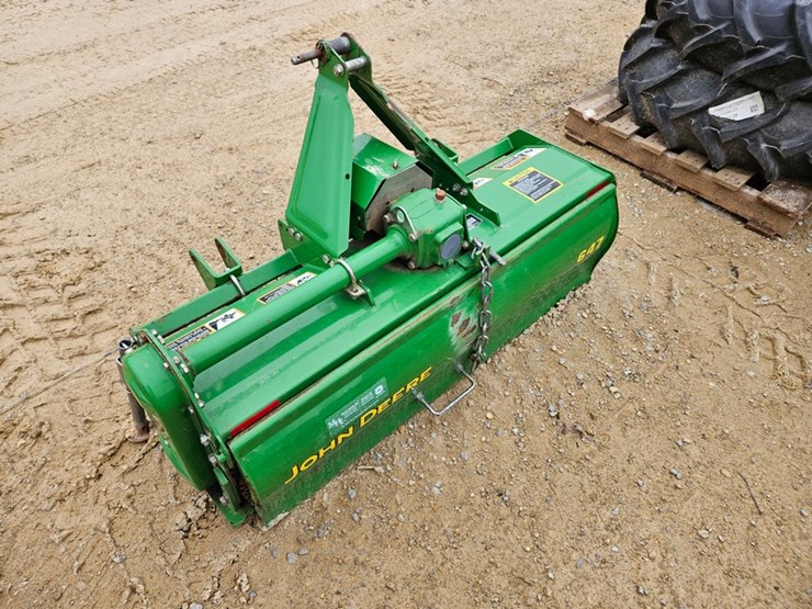 john-deere-647-image-3