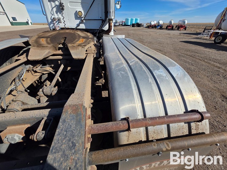 1990-white/gmc-wca64t-image-16