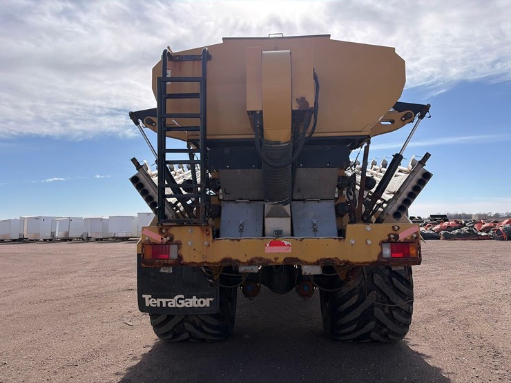 2016-agco-terragator-9300-image-7