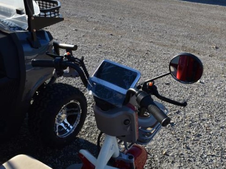 irgc40-3-wheel-electric-cart-(serial-#-25h25100503)-image-5