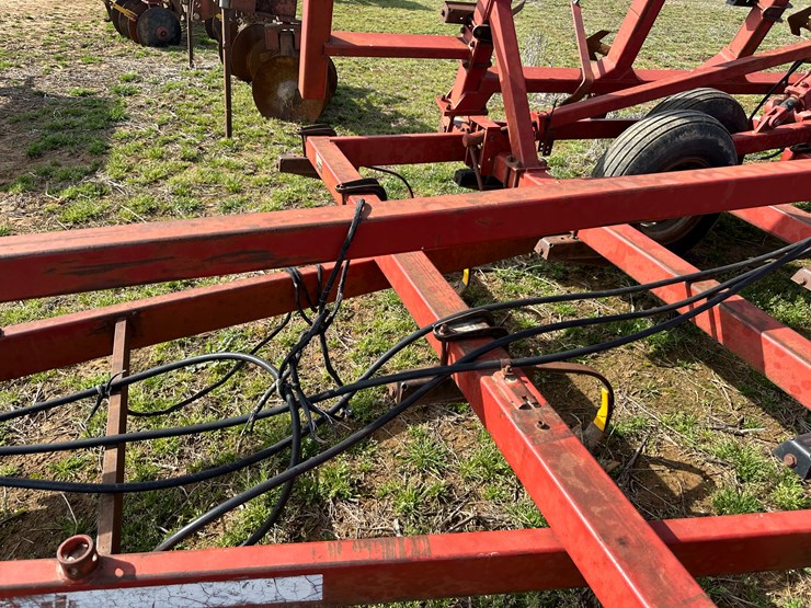 case-ih-4300-image-37