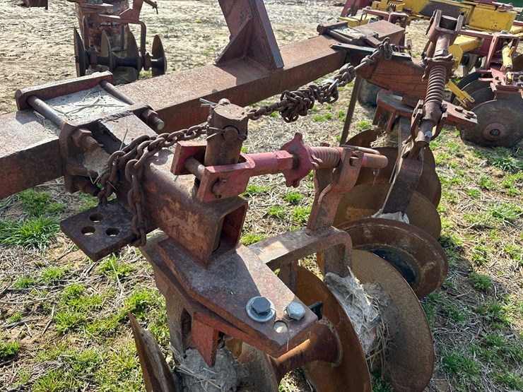 #38699-•-levee-plow-image-6