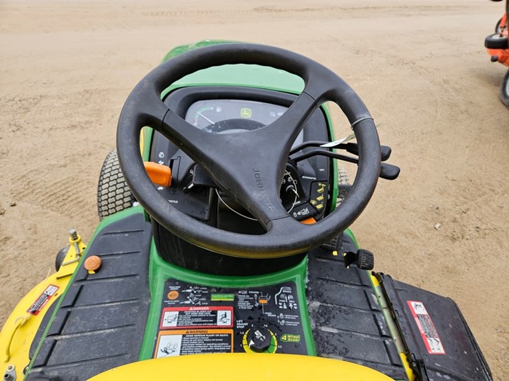 2011-john-deere-x724-image-16