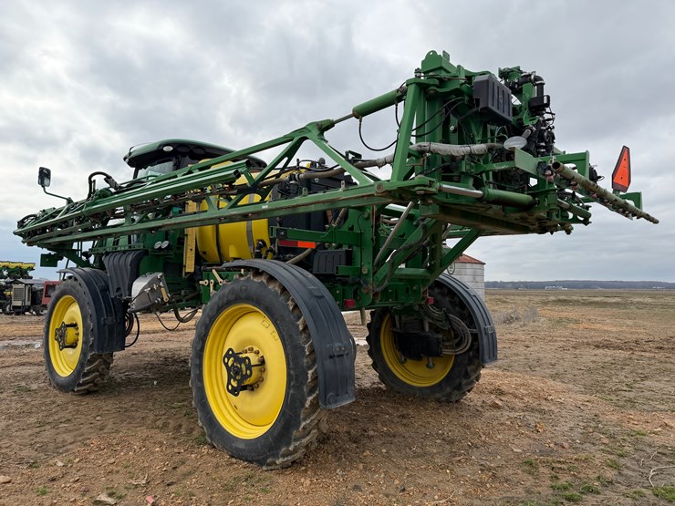 2015-john-deere-r4030-image-4