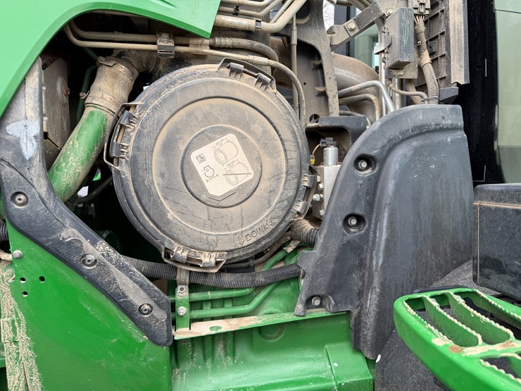 2017-john-deere-8270r-image-46