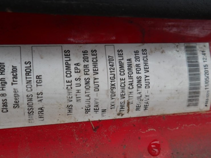 2016-kenworth-t680-image-36