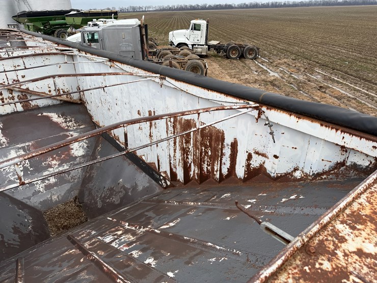 #38664-•-1981-40'-hopper-bottom-trailer-vin:-1i9sh4021by014529-image-64