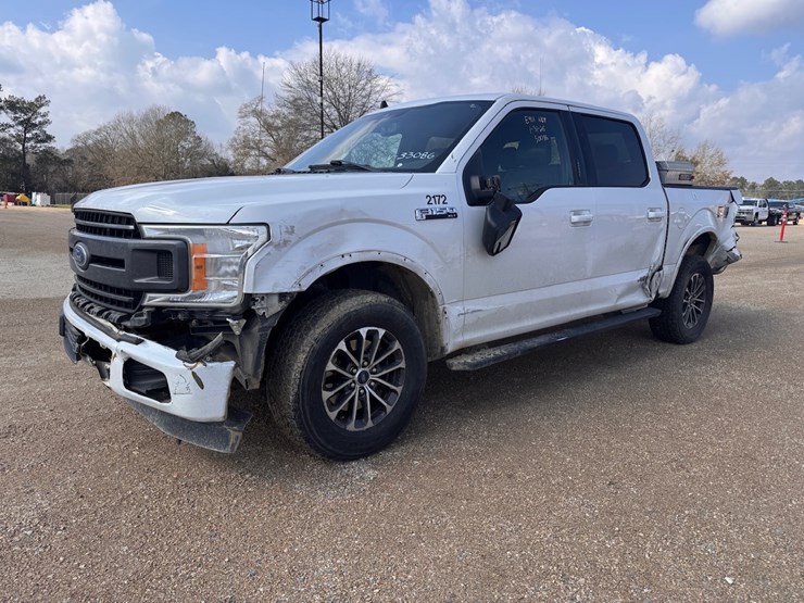 ford-f150-xlt-image-1