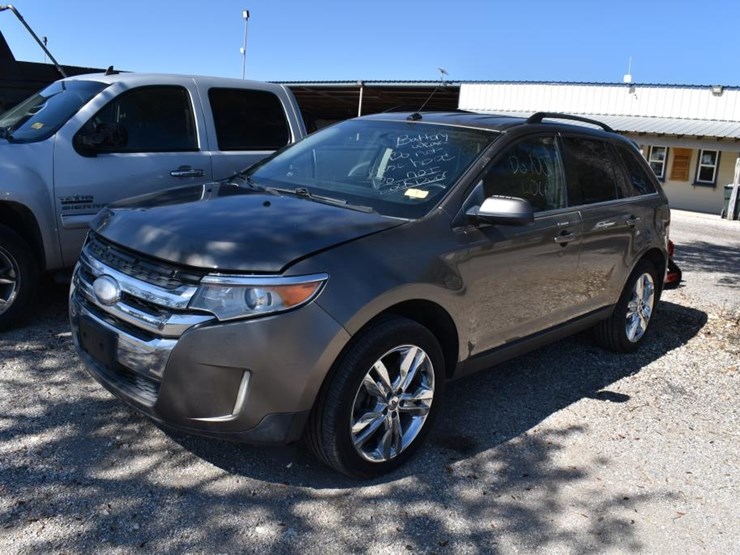 2012-ford-edge-image-1