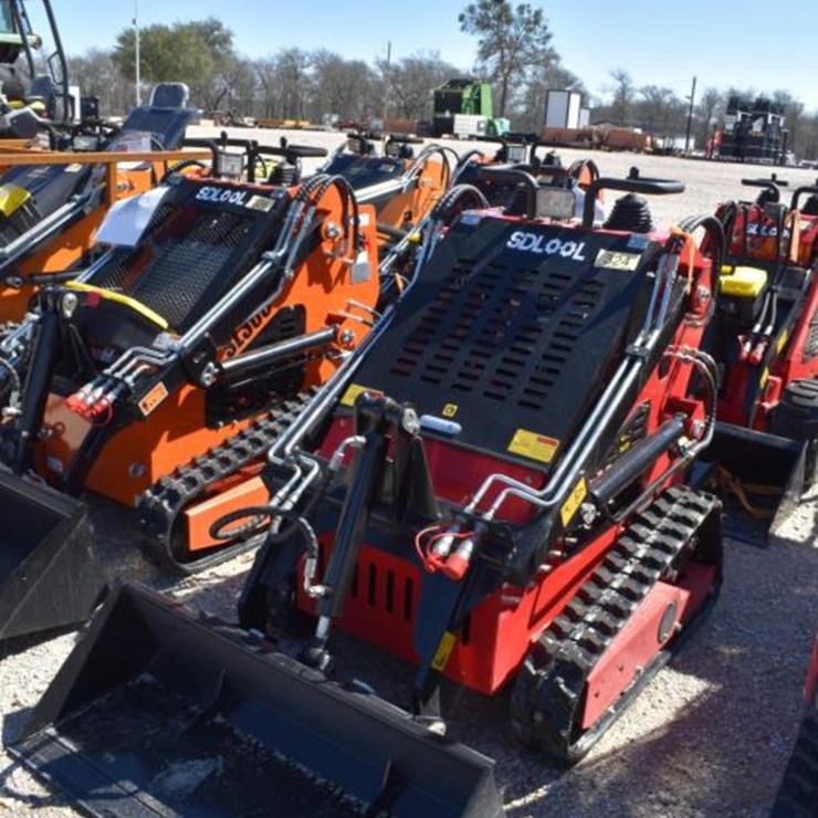 SDL SL360T MINI SKID STEER (SERIAL # 360TJ260139)