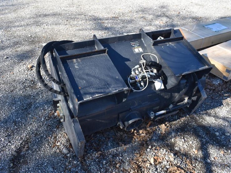 skid-steer-concrete-mixer-image-2