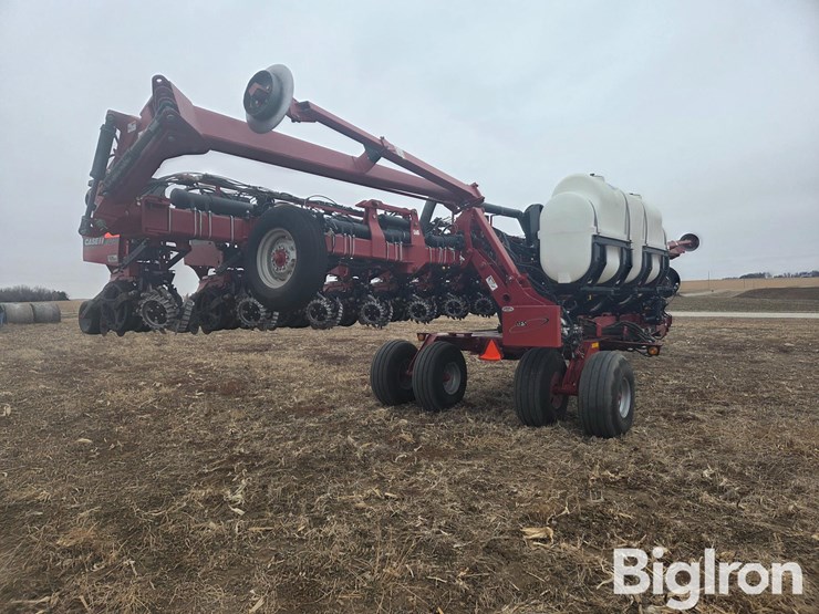 2011-case-ih-1240-image-5