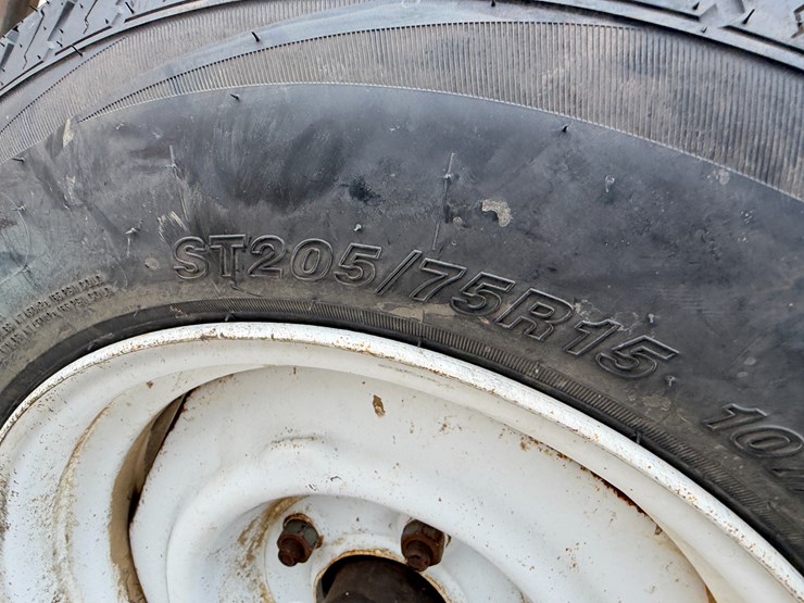 john-deere-4045t-image-5