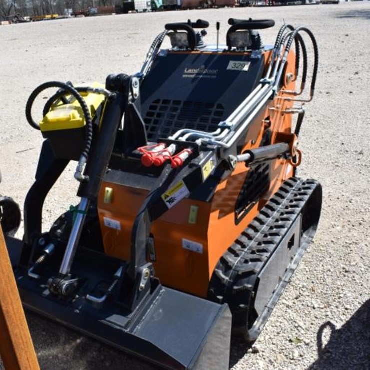 LANDHONOR LHR-ME380XI MINI SKID STEER (SERIAL # 2508166654)