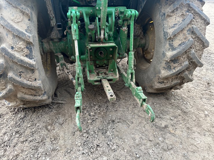 2011-john-deere-5090m-image-7