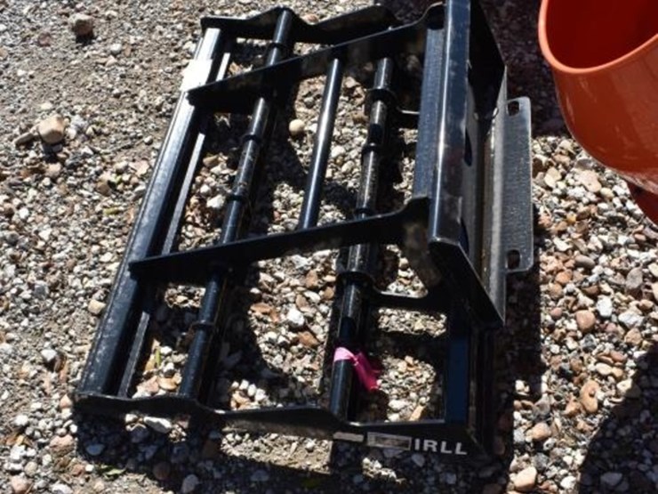 mini-skid-steer-land-leveler-image-2