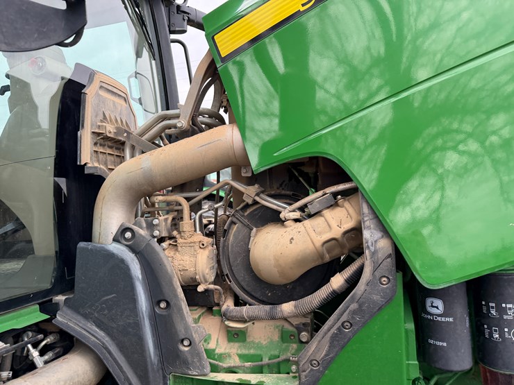 #38653-•-2017-john-deere-8270r-mfwd-tractor-image-52