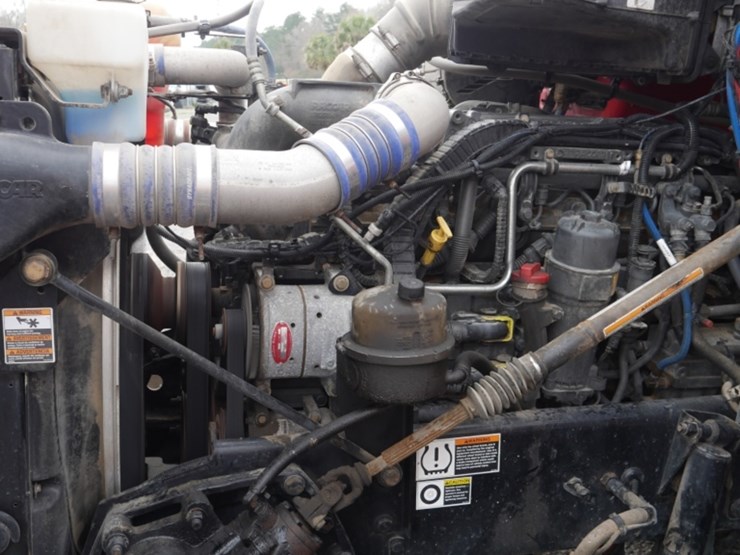 2016-kenworth-t680-image-3