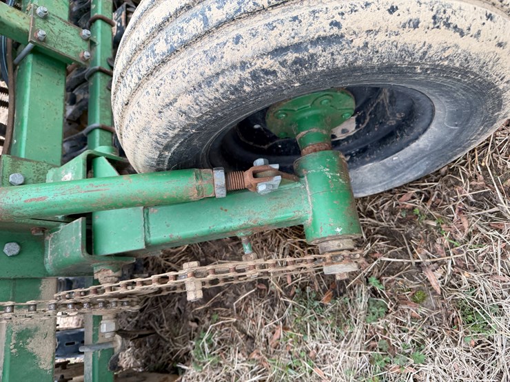 #38669-•-great-plains-spd20-20'-grain-drill-image-9