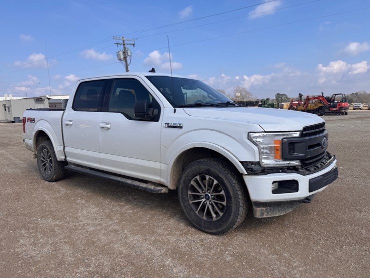 ford-f150-xlt-image-3