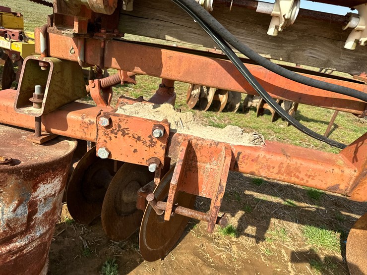 #38698-•-levee-plow-w/-seeder-image-21