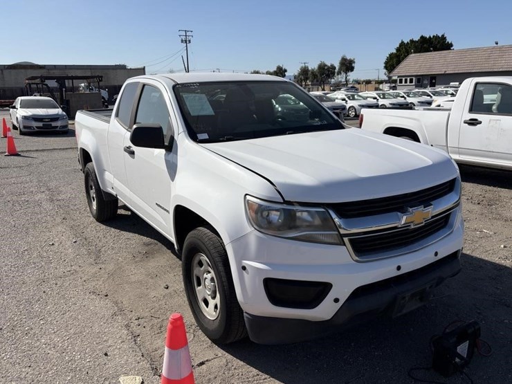 2017-chevrolet-colorado-image-4